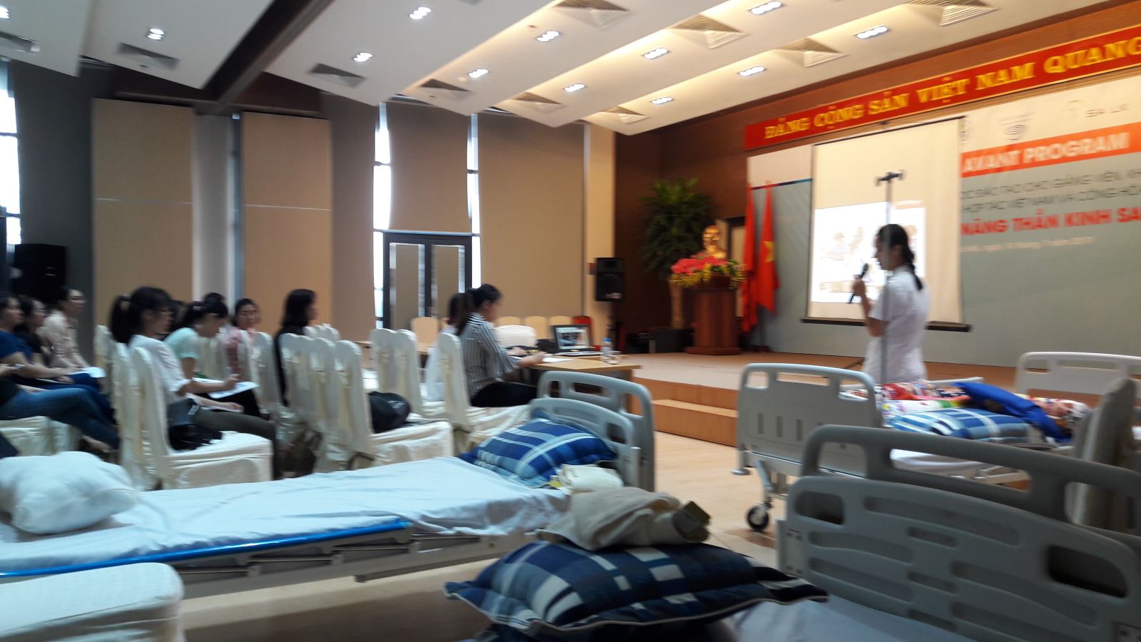 Bác sĩ tham gia lớp A